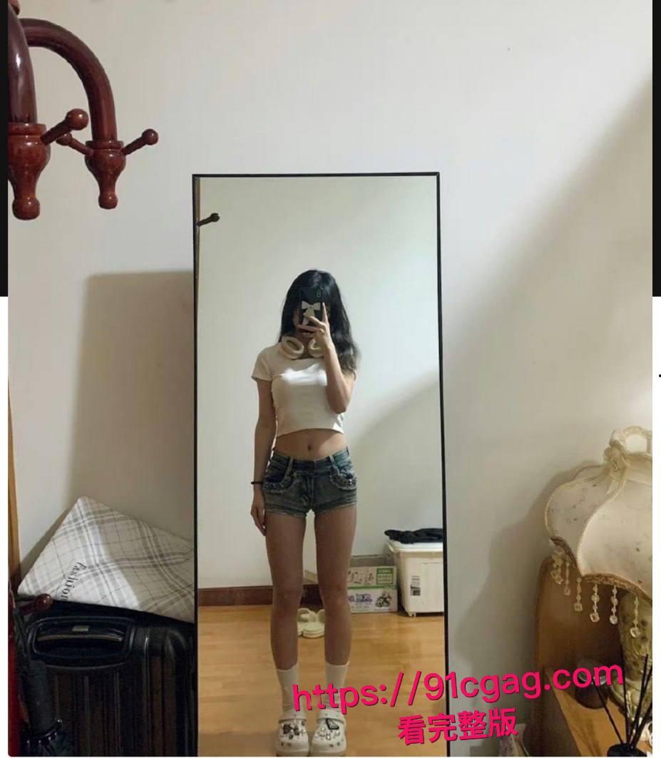 云南大学研究生 刘明明 沉溺SM性爱 打屁股接烟灰 被富二代操到嫩逼红肿羞辱高潮! 第9张 云南大学研究生 刘明明 沉溺SM性爱 打屁股接烟灰 被富二代操到嫩逼红肿羞辱高潮! 第9张