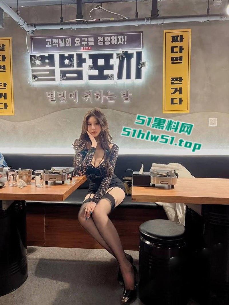 辽宁丹东极品御姐【李世黎】社交账号【苹果汁】娇嫩肌肤美乳浑圆,假屌猛插骚穴画面骚气逼人! 第4张 辽宁丹东极品御姐【李世黎】社交账号【苹果汁】娇嫩肌肤美乳浑圆,假屌猛插骚穴画面骚气逼人! 第4张