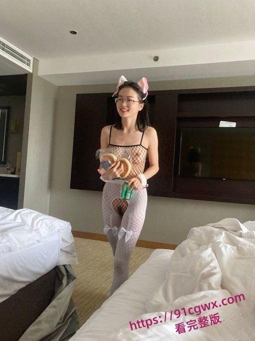 浙江温州顶级白富美刘璐私底化身男友胯下淫魔 深喉口交粗大肉棒 被后入狂肏高潮不断 第3张 浙江温州顶级白富美刘璐私底化身男友胯下淫魔 深喉口交粗大肉棒 被后入狂肏高潮不断 第3张