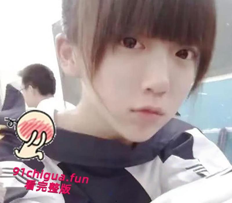 后续更新,抖音网红【呆妹儿小霸王】直播间回应曝光事件,多次强调不是自己却没证据自证,早期背刺【旭旭宝宝】更多黑料扒出! 第1张 后续更新,抖音网红【呆妹儿小霸王】直播间回应曝光事件,多次强调不是自己却没证据自证,早期背刺【旭旭宝宝】更多黑料扒出! 第1张